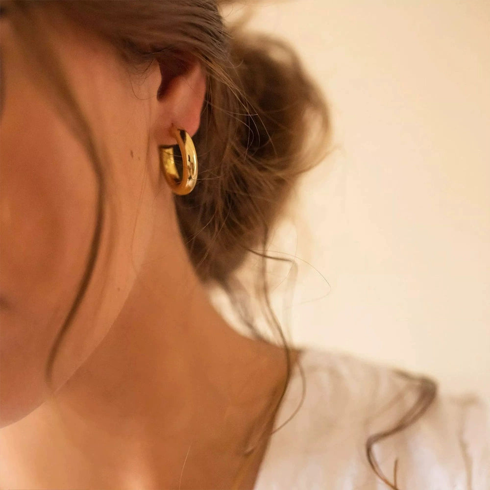 Amara Hoop Earrings